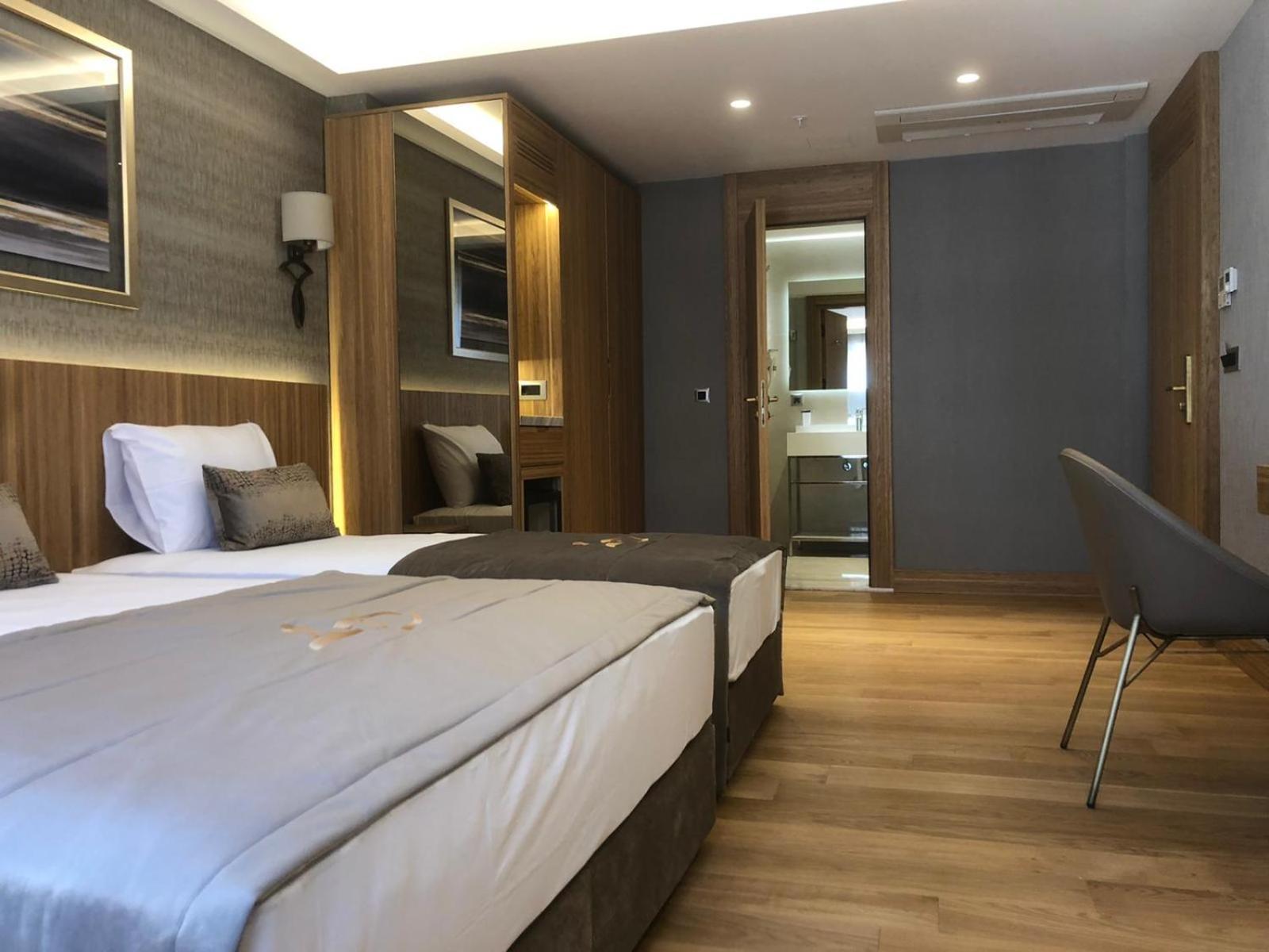 Superior Double Room,1067800255:JPEG